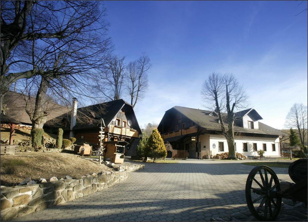 Valassky Senk Hotel Визовице Екстериор снимка