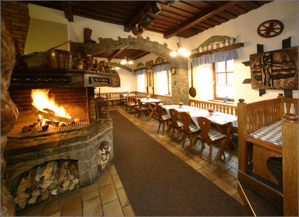 Valassky Senk Hotel Визовице Екстериор снимка