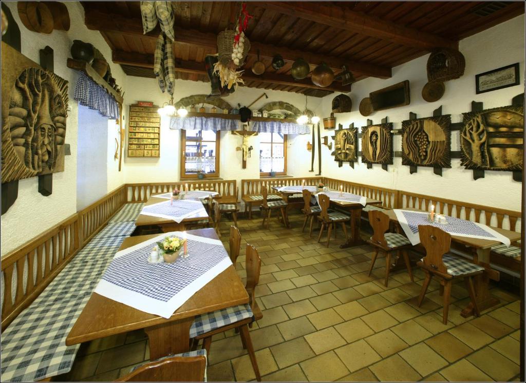 Valassky Senk Hotel Визовице Екстериор снимка